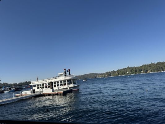 Arrowhead Queen Tour Boat by null