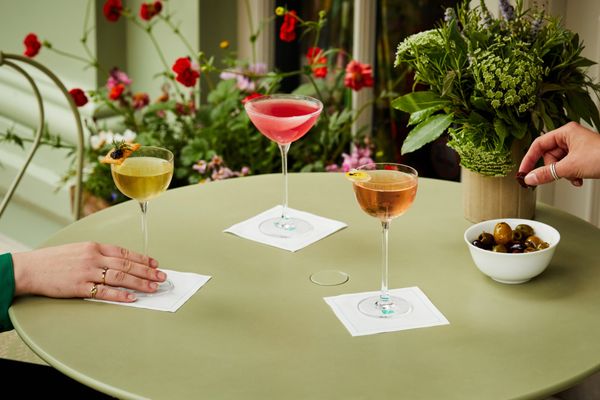 Oscar Bar & Restaurant by null