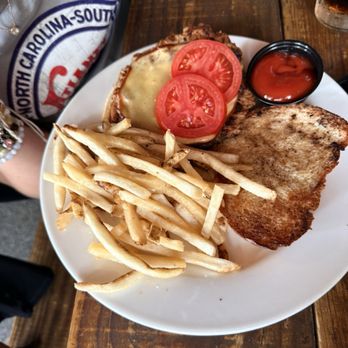Harvest Moon Cafe - Turkey burger - Cafes Near Me - Rome, Georgia