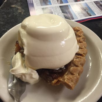 Blue Bonnet Cafe - Pecan pie with ice cream - Desserts Near Me - Marble Falls, Texas Blue Bonnet Cafe - Pecan pie with ice cream - Desserts Near Me - Marble Falls, Texas