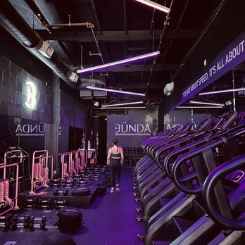 Bunda - inside - Gyms Near Me - Woodland Hills, California Bunda - inside - Gyms Near Me - Woodland Hills, California