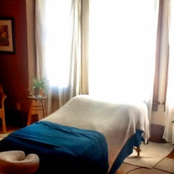 Heartstone Healing Massage Therapy - Baraboo massage therapist room.