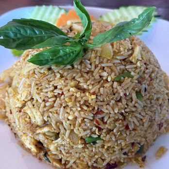 Bua Thai Cuisine - Thai Near Me - Claremont, California