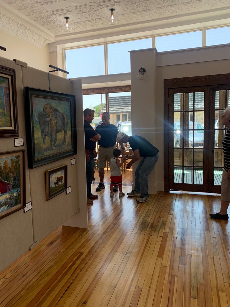 THE HARDT GALLERY Updated June 2024 202 Washington, Saint Francis