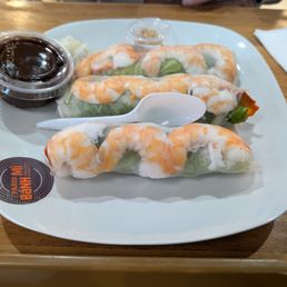 Spring rolls, top notch! Spring rolls, top notch!