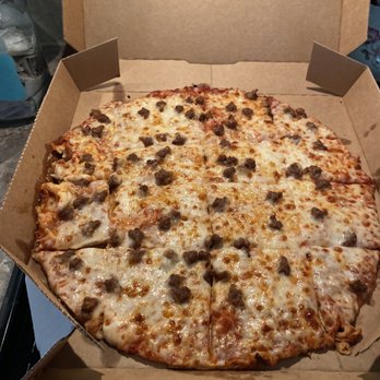 Dominos Pizza - Thin crust hamburger pizza - Pizza Near Me - Cameron, Texas Dominos Pizza - Thin crust hamburger pizza - Pizza Near Me - Cameron, Texas