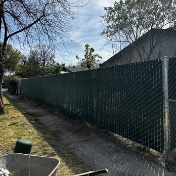Super Fence - Green privacy - Fences & Gates Near Me Super Fence - Green privacy - Fences & Gates Near Me