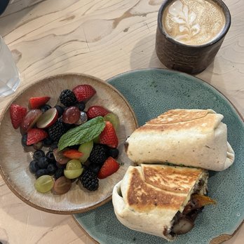 Bearcat CBD - Breakfast burrito + fruit + latte - Coffee & Tea Near Me - New Orleans, Louisiana