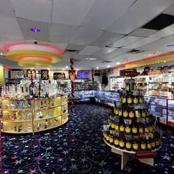 Sea Glass Smoke & Vape - Beautiful store