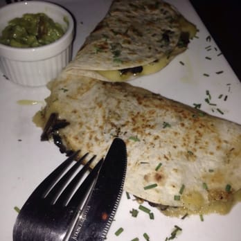Barbazul - Best mushroom cheese quesadilla I've ever had. - Pubs Near Me - Santiago, RM