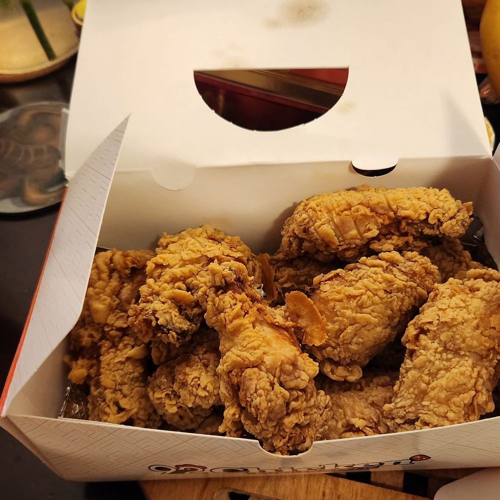 crispy wings crispy wings