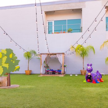 Bone Sweet Bone - Arts District - Pet Sitting Near Me - Los Angeles, California Bone Sweet Bone - Arts District - Pet Sitting Near Me - Los Angeles, California