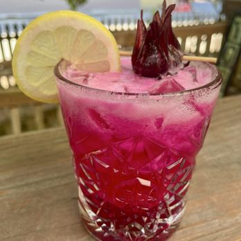 Mockingbird Cafe - Cafes Near Me - Bay Saint Louis, Mississippi