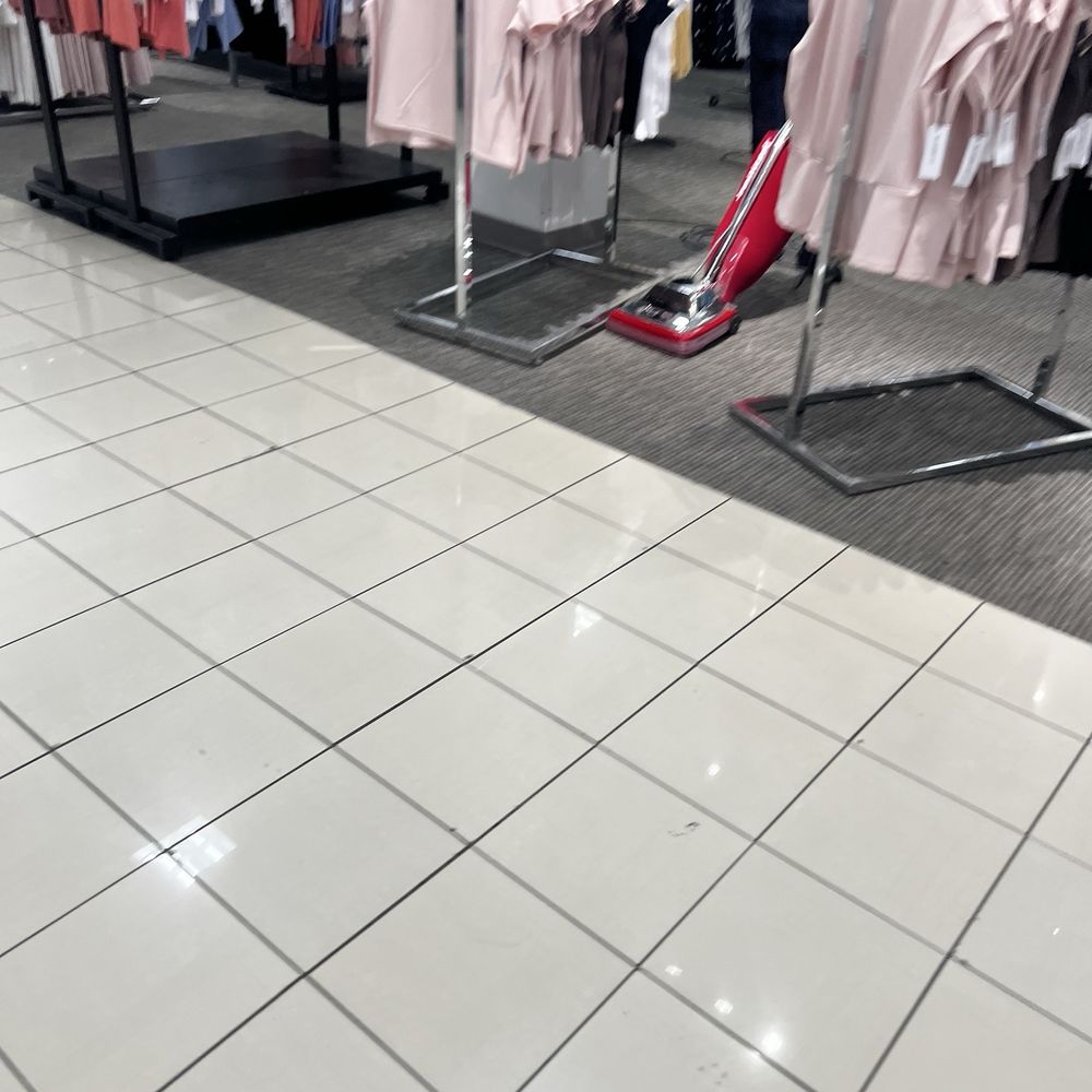 JCPenney - Lady cleaning first floor ! - Department Stores Near Me - Garden City, New York JCPenney - Lady cleaning first floor ! - Department Stores Near Me - Garden City, New York