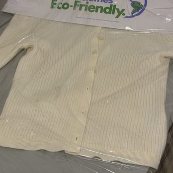 Sierra Vista Cleaners - No flash - Dry Cleaning Near Me - Placentia, California Sierra Vista Cleaners - No flash - Dry Cleaning Near Me - Placentia, California