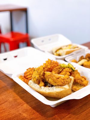 Dogs Chicks (halal) by null