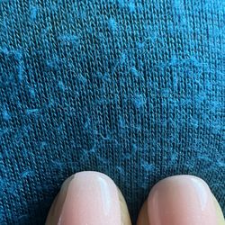 LUX NOA Nail Spa - Poorly cured nail that cracked in days.