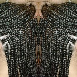 Sanctuary House of Styles - Bombshell Box Braids