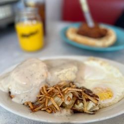Clayton's Coffee Shop - Biscuits & Gravy