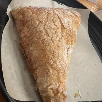 Bolivar Coffee - Pastel de Nutella - Coffee & Tea Near Me - Smyrna, Georgia