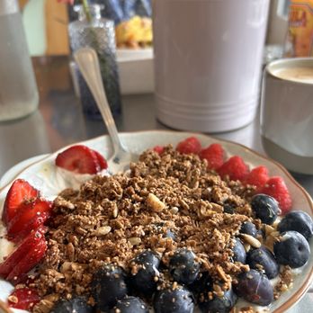 Fred’s - Juice Bars & Smoothies Near Me - Detroit, Michigan