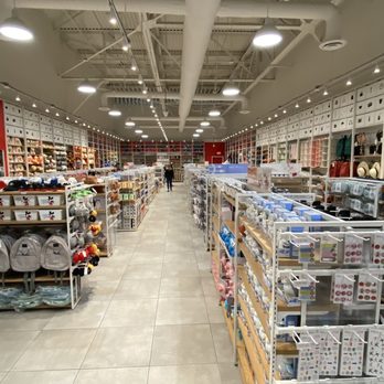 Miniso - Great Mall - Accessories Near Me - Milpitas, California Miniso - Great Mall - Accessories Near Me - Milpitas, California