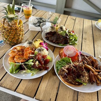 Barefoot Beach Cafe - Breakfast & Brunch Near Me - Honolulu, Hawaii
