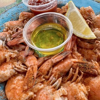 Jimmy Johnson’s Big Chill - Delicious peel and eat shrimp - Sports Bars Near Me - Key Largo, Florida