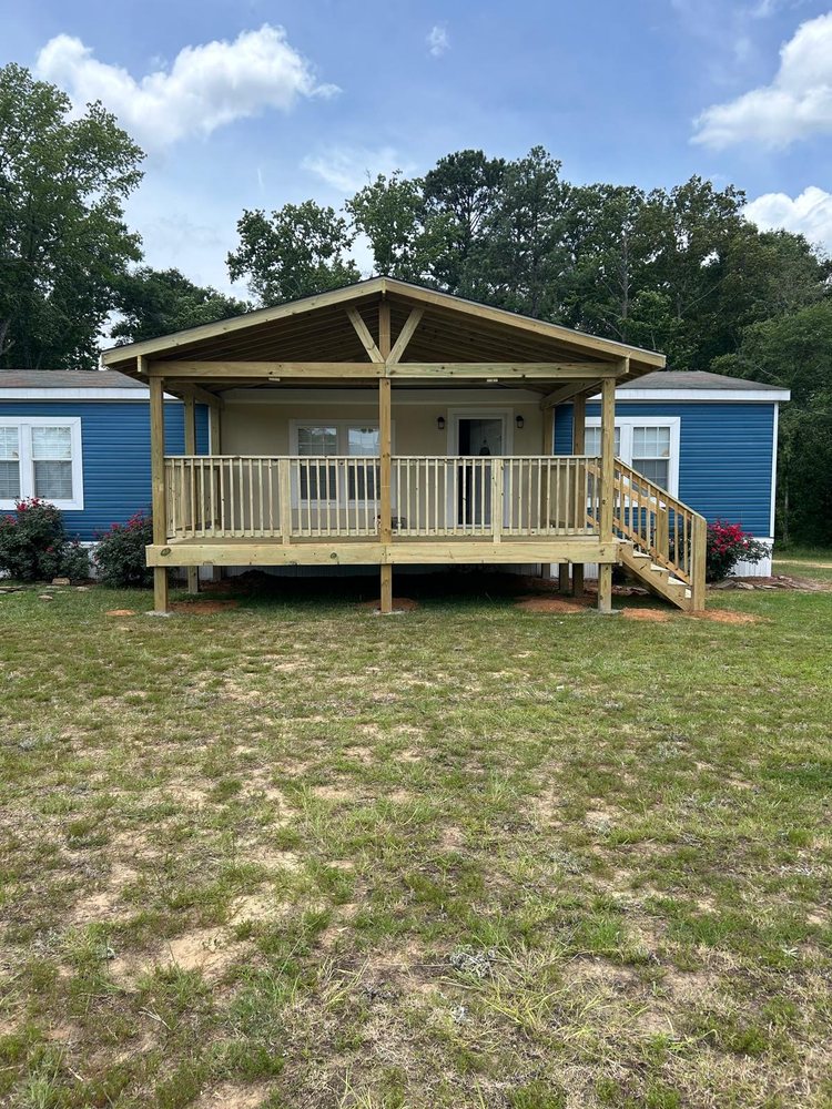 Slide of Dos Amigos Roofing