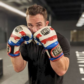 Paulie Boxing - About to get down on the mitts with Paulie - Boxing Near Me - Costa Mesa, California Paulie Boxing - About to get down on the mitts with Paulie - Boxing Near Me - Costa Mesa, California
