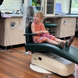 LuLu Pediatric Dentistry - Ellie at the Dentist!