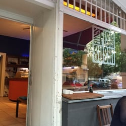 Flying Fish Sushi - Von aussen