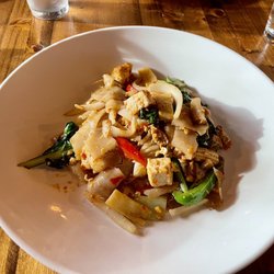 Pru Thai - Drunken Man Noodles with Tofu and Vegetables