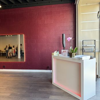 Arthur Murray Dance Studio Culver City - Front desk - Dance Schools Near Me - Culver City, California Arthur Murray Dance Studio Culver City - Front desk - Dance Schools Near Me - Culver City, California