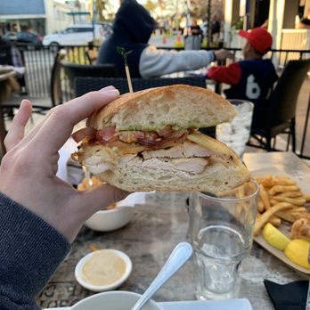 Spritz Stuart - Chipotle club - Tapas/Small Plates Near Me - Stuart, Florida