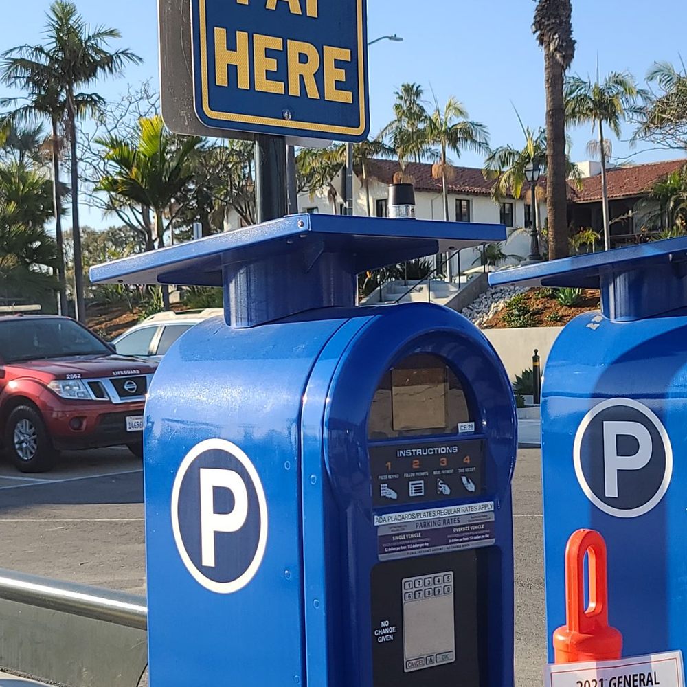 East Beach - Beaches Near Me - Santa Barbara, California