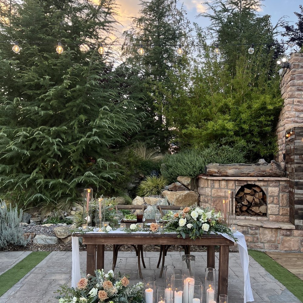 Flowers Etc. - Sweetheart table - Florists Near Me - Beaumont, California Flowers Etc. - Sweetheart table - Florists Near Me - Beaumont, California