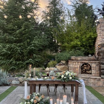 Flowers Etc. - Sweetheart table - Florists Near Me - Beaumont, California
