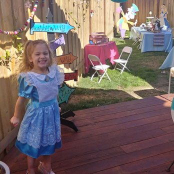 Traveling Tea - Our suuuupeeer happy 4 year old! - Party & Event Planning Near Me Traveling Tea - Our suuuupeeer happy 4 year old! - Party & Event Planning Near Me