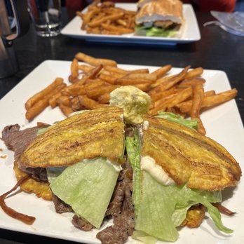 Cafe con Leche - Jibarito Sandwich - Mexican Near Me - Chicago, Illinois