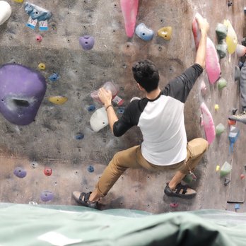 Bridges Rock Gym - Yoga Near Me - El Cerrito, California