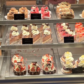 Rene's Croissants - Bakeries Near Me - Amsterdam, New Hampshire