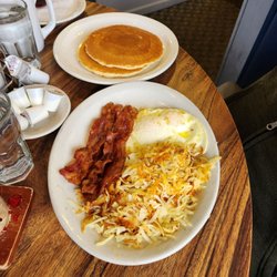Sherwood Oaks Waffle Cafe
