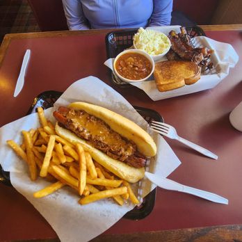 Hickory Hut - Barbeque Near Me - Salina, Kansas Hickory Hut - Barbeque Near Me - Salina, Kansas