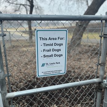 Dakota Park - Small dog area - Pets Near Me - Minneapolis, Minnesota Dakota Park - Small dog area - Pets Near Me - Minneapolis, Minnesota