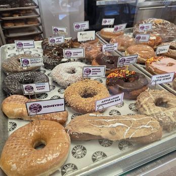 Kane's Donuts - Donuts Near Me - Saugus, Massachusetts