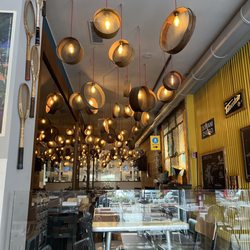 Fra Diavolo - View of the restaurant from the side