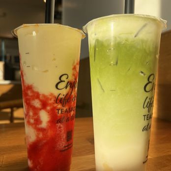 Teaspoon - Strawberry Colada Smoothie, Banana Matcha Royale - Bubble Tea Near Me - Los Angeles, California Teaspoon - Strawberry Colada Smoothie, Banana Matcha Royale - Bubble Tea Near Me - Los Angeles, California