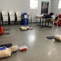 Clarksville American Red Cross - CPR class with masks and social distancing