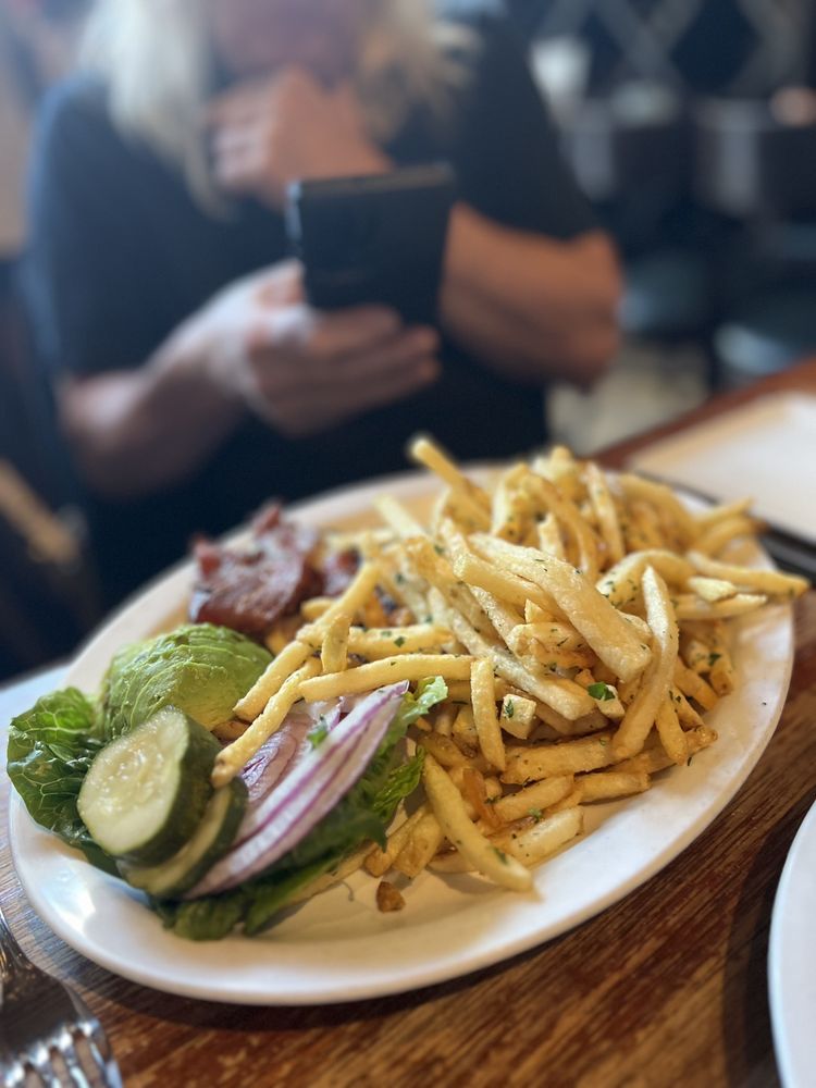 Wood Tavern